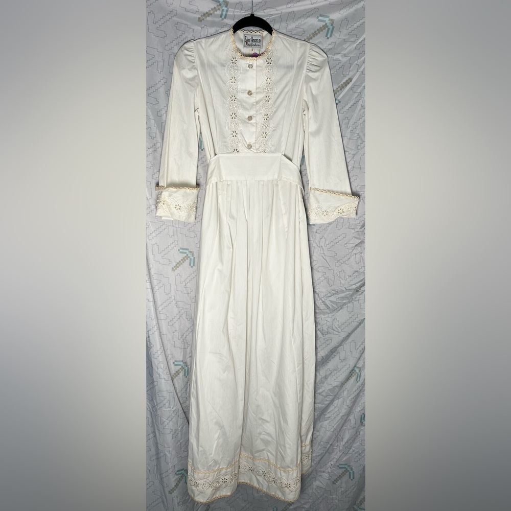Sant’ Angelo Ivory Long Sleeve Dress with Lace Accents
